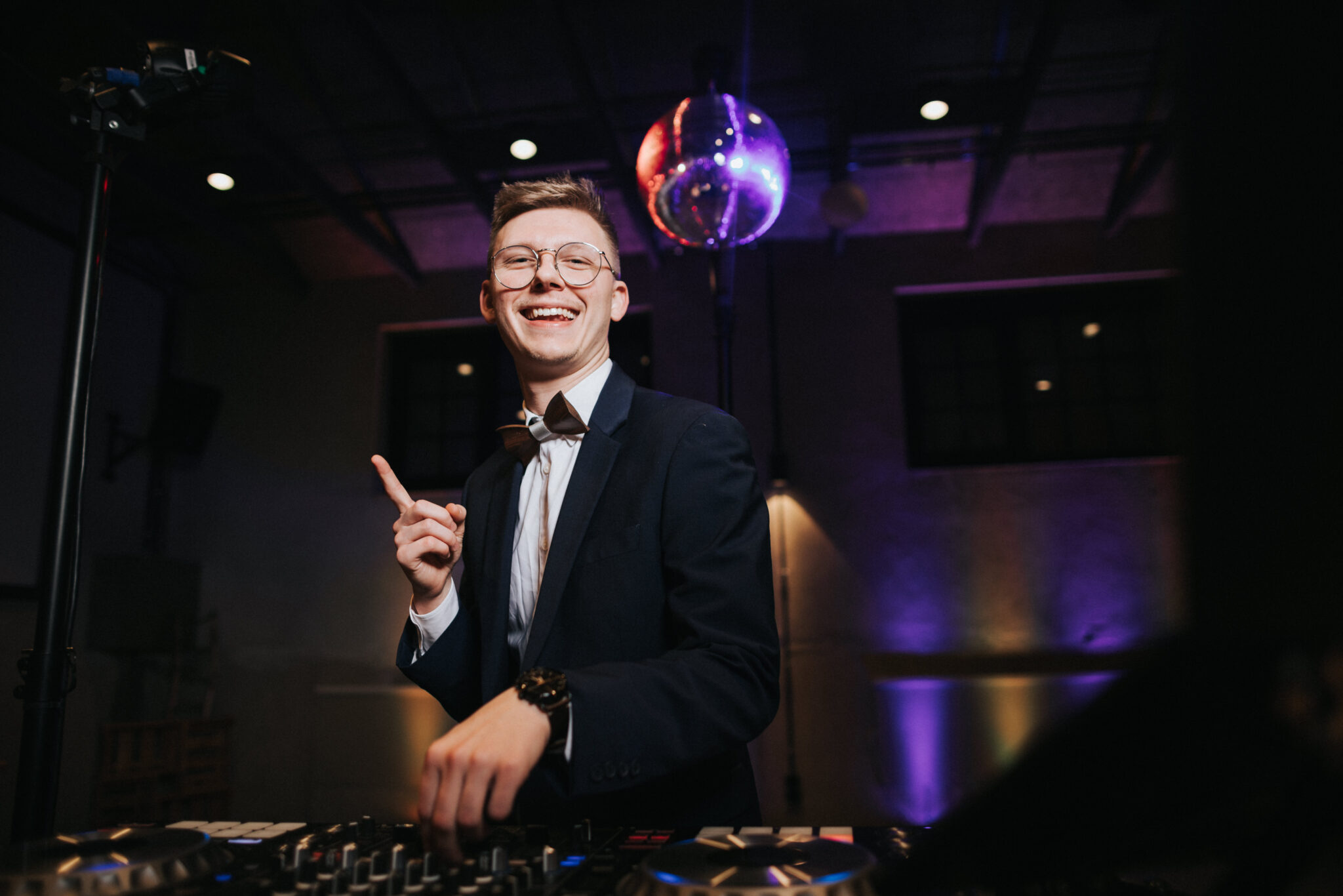 Hochzeits-DJ finden